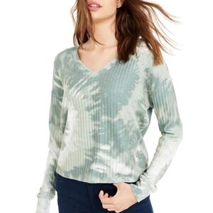 CRAVE FAME Juniors' Cozy Ribbed Tie-Dyed Top